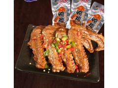 鄉(xiāng)太佬鹵味雞肉 傳統(tǒng)工藝打造的地道江蘇風味